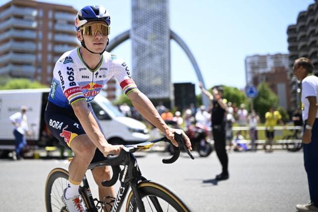 Belgian Remco Evenepoel of Red Bull-BORA-hansgrohe pictured at the start of the second stage of the 2026 Tour de France cycling race, a stage of 182km from Tarragona to Barcelona, Sunday 05 July 2026. The 113th edition of the Tour de France starts on Saturday 4 July in Barcelona, Spain, and will finish in Paris, France on the 26th of July. JASPERxJACOBS  x180423436x