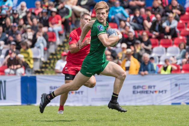 Rugby, Männer, Saison 2026, Europe 7s Championship Hamburg 7s, Spiel um Platz 11: POL - LIT, Steinwiesenweg (Hamburg), Tag 3, 05.07.2026 Alanas Aleksanian ( 4, Litauen) blickt über seine Schulter nach hinten und schaut nach Verfolgern Hamburg Deutschland *** Rugby, Men, 2026 Season, Europe 7s Championship Hamburg 7s, 11th-Place Match: POL vs. LIT, Steinwiesenweg, Hamburg, Day 3, July 5, 2026 Alanas Aleksanian 4, Lithuania looks over his shoulder to check on the teams chasing him Hamburg, Germany