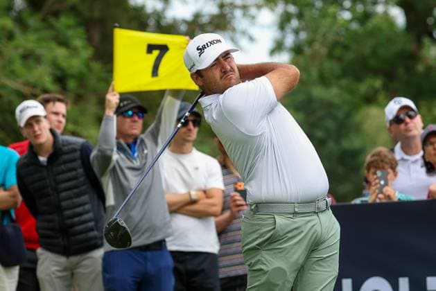 Hennie Du Plessis (RSA) am Abschlag,Tee 13, 37. BMW International Open 2026, Golf, DP World Tour, Herren, Finale, 05.07.2026 Eichenried Bayern Deutschland *** Hennie Du Plessis (RSA) teeing off at Tee 13, 37th BMW International Open 2026, Golf, DP World Tour, Men s, Final, July 5, 2026, Eichenried, Bavaria, Germany Copyright: xkolbert-press ChristianxKolbertx