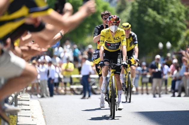 Tour de France 2026 Stage 2 BARCELONA, SPAIN - JULY 05 : Vingegaard Jonas (DEN) of Team Visma Lease a Bike before the start of the race during stage 2 of the 113rd edition of Tour de France an UCI World Tour 2.UWT cycling road race stage for Men Elite of 182 km with start in Tarragona and finish in Barcelona on July 5, 2026 in Barcelona, Spain, 05 07 2026 ( Motordriver Kurt Vandenborre - Barcelona Spain  Copyright: xSzymonxGruchalskix