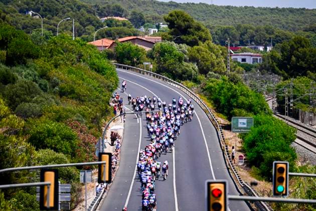Tour de France 2026 Stage 2 BARCELONA, SPAIN - JULY 05 : Illustration picture of the peloton during stage 2 of the 113rd edition of Tour de France an UCI World Tour 2.UWT cycling road race stage for Men Elite of 182 km with start in Tarragona and finish in Barcelona on July 5, 2026 in Barcelona, Spain, 05 07 2026 ( Motordriver Kurt Vandenborre - Barcelona Spain  Copyright: xTomasxSiskx