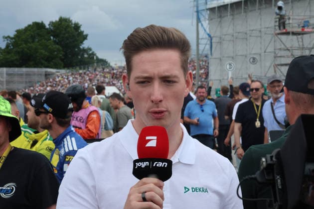 Nürnberg, Deutschland 03. - 05. Juli 2026: DTM - 2026 - Norisring - Sonntag Rennen 2 Im Bild: David Schumacher im TV Interview Norisring Bayern *** Nuremberg, Germany, July 3–5, 2026, DTM 2026, Norisring, Sunday, Race 2. Pictured: David Schumacher in a TV interview at the Norisring in Bavaria Copyright: xFotostandx xFabianxWernerx