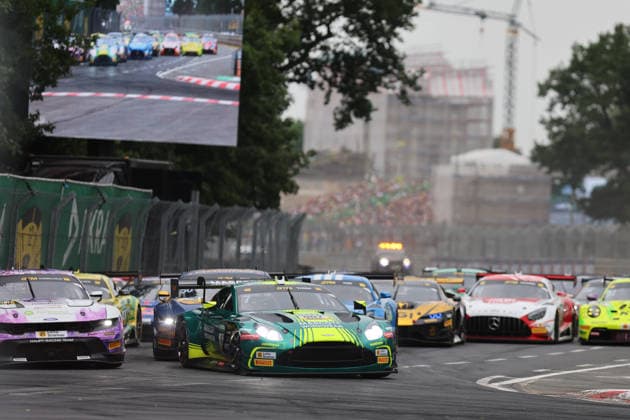 Nürnberg, Deutschland 03. - 05. Juli 2026: DTM - 2026 - Norisring - Sonntag Rennen 2 Im Bild: Rennstart - Fahrt auf Kurve 1, Nicki Thiim (DEN 7), Finn Wiebelhaus (GER 64) Norisring Bayern *** Nuremberg, Germany, July 3–5, 2026, DTM 2026 Norisring, Sunday, Race 2. Pictured: Race start, approaching Turn 1, Nicki Thiim (DEN) 7, Finn Wiebelhaus (GER) 64, Norisring, Bavaria Copyright: xFotostandx xFabianxWernerx
