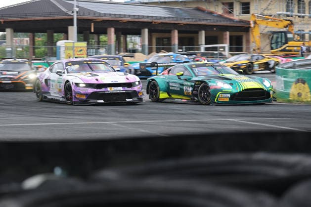 Nicki Thiim (DK Comtoyou Racing, 7), Aston Martin Vantage GT3 side by side with Finn Wiebelhaus (D HRT Ford Racing, 64), Ford Mustang GT3 Evo, DTM (German Touring Car Championship) - Round 4 - Race 2, Norisring on 05.07.2026. Bayern Deutschland Copyright: xO.Frankex