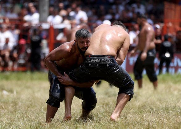 665th Historic Kirkpinar Oil Wrestling Festival in Turkiye s Edirne EDIRNE, TURKIYE - JULY 5: Wrestlers compete in various categories during the 665th Historic Kirkpinar Oil Wrestling Festival at the Sarayici Er Meydani wrestling grounds in Edirne, Turkiye, on July 5, 2026. Özgün Tiran Anadolu Edirne Turkey. Editorial use only. Please get in touch for any other usage.  Copyright: x2026xAnadoluxÖzgünxTiranx