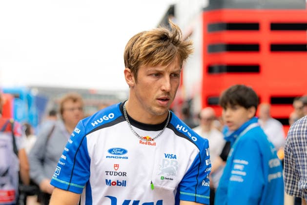 July 5, 2026, Silverstone, Northamptonshire, United Kingdom: LIAM LAWSON (30, Visa Cash App Racing Bulls F1 Team, NZL, New Zeeland F1 Driver, VCARB 03) in the paddock on race day (Sunday) at the Formula 1 Pirelli British Grand Prix 2026 at Silverstone Circuit Silverstone United Kingdom - ZUMAr193 20260705_zsp_r193_052 Copyright: xSaraxRuffonix