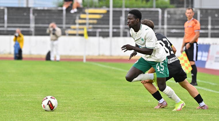 05.07.2026 - Fussball - Saison 2026 2027 - Testspiel Freundschaftsspiel - SpVgg Bayreuth - SpVgg Greuther Fürth ( Kleeblatt ) - - Sportfoto Zink MeZi - xmexzix - regulations prohibit any use of photographs as image sequences and or quasi-video - only for editorial use - Pepe Mendes (45, SpVgg Greuther Fürth ) *** July 5, 2026 Soccer Season 2026–2027 Exhibition Match Friendly Match SpVgg Bayreuth SpVgg Greuther Fürth Kleeblatt Sports Photo Zink MeZi xmexzix Regulations prohibit any use of photographs as image sequences and or quasi-video; for editorial use only. Pepe Mendes 45, SpVgg Greuther Fürth