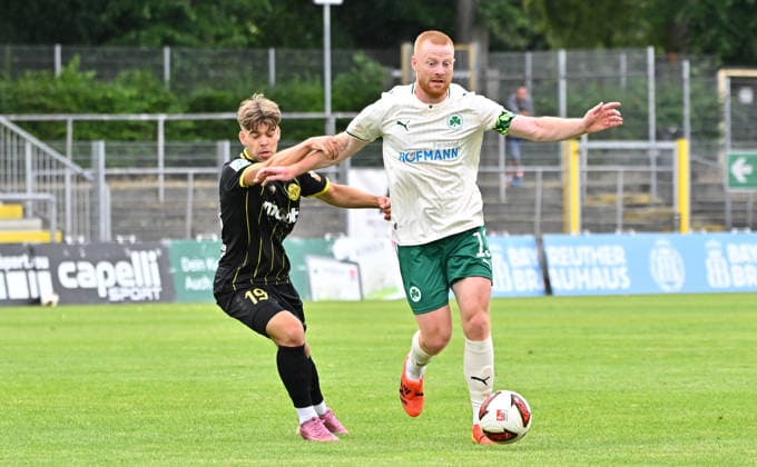 05.07.2026 - Fussball - Saison 2026 2027 - Testspiel Freundschaftsspiel - SpVgg Bayreuth - SpVgg Greuther Fürth ( Kleeblatt ) - - Sportfoto Zink MeZi - xmexzix - regulations prohibit any use of photographs as image sequences and or quasi-video - only for editorial use - Tino Lennerth (19, SpVgg Bayreuth ) Paul Will (13, SpVgg Greuther Fürth, rechts ) *** July 5, 2026 Soccer Season 2026–2027 Exhibition Match Friendly Match SpVgg Bayreuth SpVgg Greuther Fürth Kleeblatt Sports Photo Zink MeZi xmexzix Regulations prohibit any use of photographs as image sequences and or quasi-video; for editorial use only TIno Lennerth 19, SpVgg Bayreuth; Paul Will 13, SpVgg Greuther Fürth, on the right
