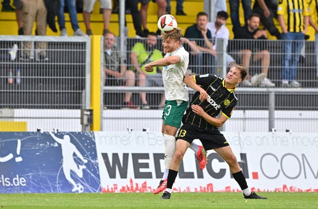 05.07.2026 - Fussball - Saison 2026 2027 - Testspiel Freundschaftsspiel - SpVgg Bayreuth - SpVgg Greuther Fürth ( Kleeblatt ) - - Sportfoto Zink MeZi - xmexzix - regulations prohibit any use of photographs as image sequences and or quasi-video - only for editorial use - Jannik Dehm ( 23, SpVgg Greuther Fürth ) Levi Kraus (13, SpVgg Bayreuth ), rechts ) *** July 5, 2026 Soccer Season 2026–2027 Exhibition Match Friendly Match SpVgg Bayreuth SpVgg Greuther Fürth Kleeblatt Sports Photo Zink MeZi xmexzix Regulations prohibit any use of photographs as image sequences and or quasi-video; for editorial use only Jannik Dehm, 23, SpVgg Greuther Fürth; Levi Kraus, 13, SpVgg Bayreuth, on the right