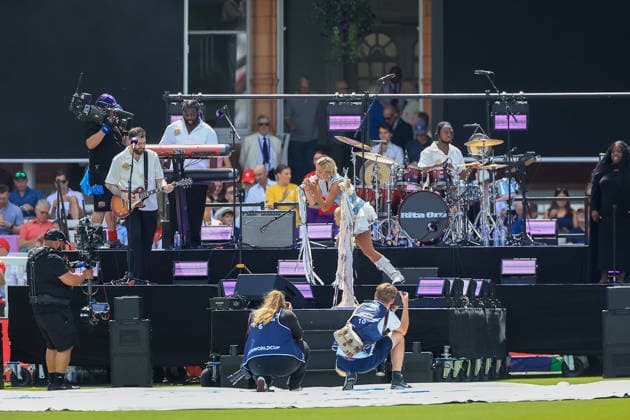 Australia Women v England Women Cricket, ICC Women s T20 World Cup, Final Rita Ora Headline the Pre Match closing ceremony during the ICC Women s T20 World Cup Final match between Australia Women and England Women Cricket at Lord s Cricket Ground, St John s Wood, UK on 5 July 2026. St John s Wood Lord s Cricket Ground London UK Editorial use only , Copyright: xChrisxFoxwellx PSI-24483-0003