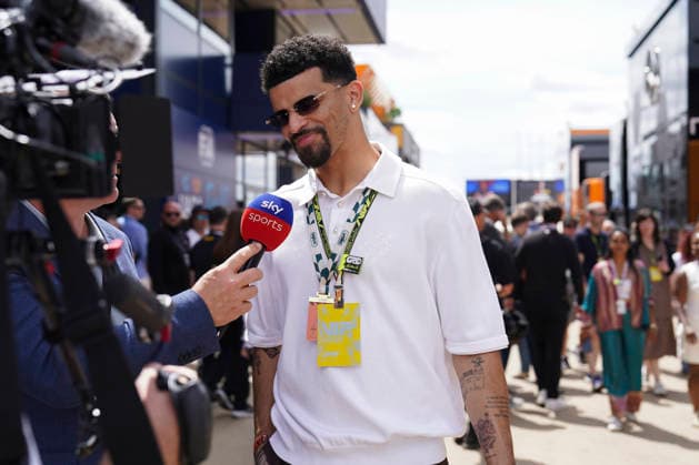 FORMULA ONE BRITISH GRAND PRIX 2026 Dominic Solanke (Footballer) in the paddock during the Formula 1 Pirelli British Grand Prix 2026, 9th round of the 2026 Formula 1 World Championship, WM, Weltmeisterschaft from 3rd - 5th July, 2026 at the Silverstone Circuit, Silverstone, England. Credit: Robbie Hoad Every Second Media Editorial use only. All images are copyright Every Second Media Limited. No images may be reproduced without prior permission. Copyright: xIMAGO EveryxSecondxMediax ESM-2060-0736 RobbiexHoadx xEveryxSecondxMediax