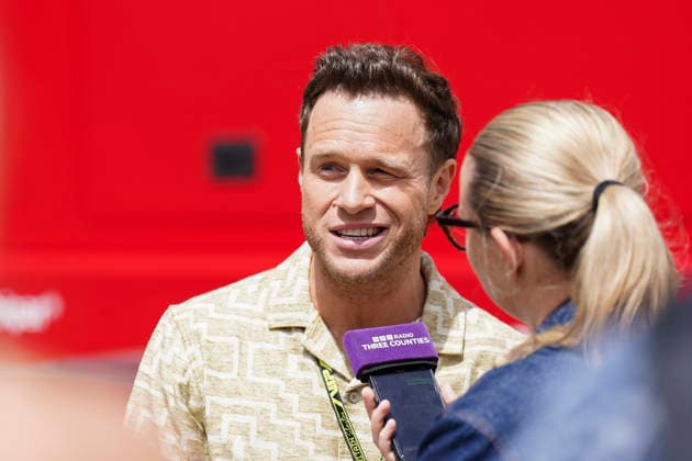 FORMULA ONE BRITISH GRAND PRIX 2026 Olly Murs in the paddock during the Formula 1 Pirelli British Grand Prix 2026, 9th round of the 2026 Formula 1 World Championship, WM, Weltmeisterschaft from 3rd - 5th July, 2026 at the Silverstone Circuit, Silverstone, England. Credit: Robbie Hoad Every Second Media Editorial use only. All images are copyright Every Second Media Limited. No images may be reproduced without prior permission. Copyright: xIMAGO EveryxSecondxMediax ESM-2060-0733 RobbiexHoadx xEveryxSecondxMediax
