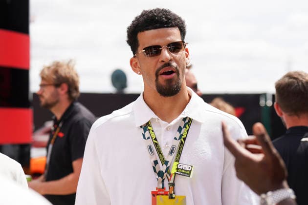 FORMULA ONE BRITISH GRAND PRIX 2026 Dominic Solanke (Footballer) in the paddock during the Formula 1 Pirelli British Grand Prix 2026, 9th round of the 2026 Formula 1 World Championship, WM, Weltmeisterschaft from 3rd - 5th July, 2026 at the Silverstone Circuit, Silverstone, England. Credit: Robbie Hoad Every Second Media Editorial use only. All images are copyright Every Second Media Limited. No images may be reproduced without prior permission. Copyright: xIMAGO EveryxSecondxMediax ESM-2060-0755 RobbiexHoadx xEveryxSecondxMediax
