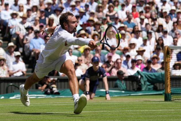 2026-07-05 The Championships - Wimbledon 2026 - Day Seven LONDON, UNITED KINGDOM - JULY 5: Roman Safiullin of Russia during Day Seven of the The Championships - Wimbledon 2026 at All England Lawn Tennis and Croquet Club on July 5, 2026 in London, England. (Photo by Marleen Fouchier BSR Agency) London United Kingdom Content not available for redistribution in The Netherlands directly or indirectly through any third parties. Copyright: xBSRxAgencyx