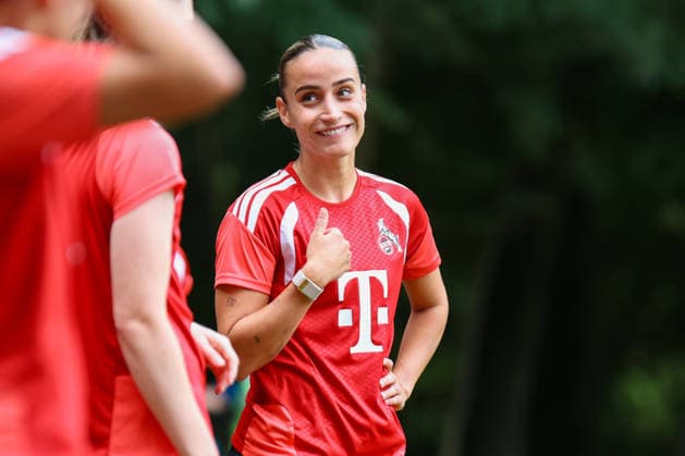 Angebot: 1. FC Köln Frauen, Auftakttraining, 05.07.2026 Vanessa Leimenstoll (1. FC Köln, 29) Auftakttraining der Frauen des 1. FC Köln zur Saison 2026 27 der 1. Frauen Fussball Bundesliga, Trainingsgelände am Geißbockheim, Köln, 05.07.2026 DFL DFB regulations prohibit any use of photographs as image sequences and or quasi-video. *** 1 FC Köln Women, Season-Opening Training Session, July 5, 2026 Vanessa Leimenstoll 1 FC Köln, 29 First training session of the 1 FC Köln Women’s team for the 2026 season, 27th round of the Women’s Bundesliga, training grounds at Geißbockheim, Cologne, July 5, 2026. DFL and DFB regulations prohibit any use of photographs as image sequences and or quasi-video content. Copyright: xBEAUTIFULxSPORTS Freisenx