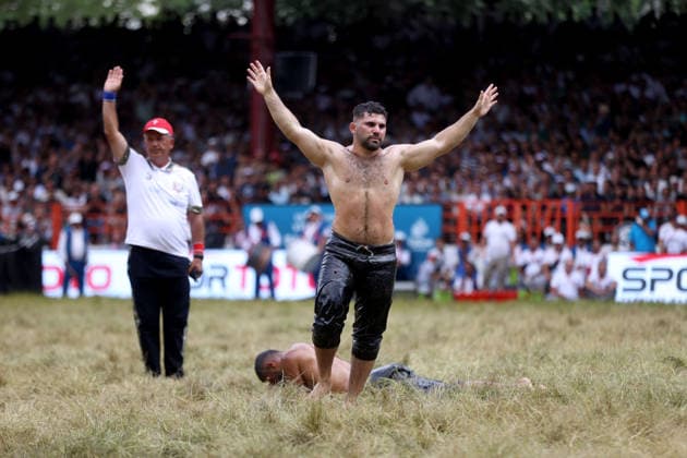 665th Historic Kirkpinar Oil Wrestling Festival in Turkiye s Edirne EDIRNE, TURKIYE - JULY 5: Erkan Tas celebrates after competing against Seckin Duman during semifinal match of the 665th Historic Kirkpinar Oil Wrestling Festival at the Sarayici Er Meydani wrestling grounds in Edirne, Turkiye, on July 5, 2026. Ozgun Tiran Anadolu Edirne Turkey. Editorial use only. Please get in touch for any other usage.  Copyright: x2026xAnadoluxOzgunxTiranx