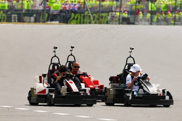 F1 - BRITISH GRAND PRIX 2026 31 OCON Esteban (fra), TGR Haas F1 Team VF-26, action and 77 BOTTAS Valtteri (fin), Cadillac F1 Team MAC-26, action Lego kart in drivers parade during the Formula 1 British Grand Prix 2026, 9th round of the 2026 Formula One World Championship, WM, Weltmeisterschaft from July 3 to 5, 2026 on the Silverstone Circuit, in Silverstone, United Kingdom - SilverstoneUnited Kingdom  Copyright: xEricxAlonsox