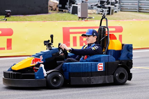 F1 - BRITISH GRAND PRIX 2026 06 HADJAR Isack (fra), Red Bull Racing Ford RB22, drives A lego Minicar on the drivers parade prior the Formula 1 British Grand Prix 2026, 9th round of the 2026 Formula One World Championship, WM, Weltmeisterschaft from July 3 to 5, 2026 on the Silverstone Circuit, in Silverstone, United Kingdom - SilverstoneUnited Kingdom  Copyright: xDPPIx