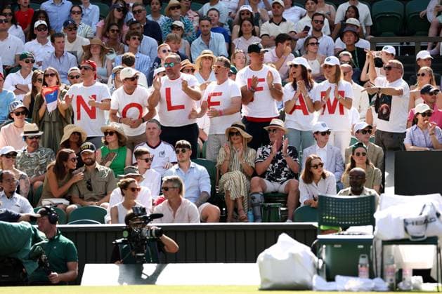 Fans of Novak Djokovic Wimbledon Tennis Championships, Day 7, The All England Lawn Tennis and Croquet Club, London, UK - 05 Jul 2026London The All England Lawn Tennis and United Kingdom  Copyright: xKieranxMcManus Shutterstockx 16976813dh