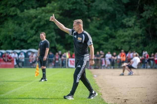 Fußball, Herren, Testspiel, Saison 2026 2027, SV Grün-Weiß Lübben - 1. FC Union Berlin, Trainer Mauro Lustrinelli (1. FC Union Berlin), 05.07. 2026, *** Soccer, Men s, Friendly Match, 2026–2027 Season, SV Grün Weiß Lübben vs. 1. FC Union Berlin, Coach Mauro Lustrinelli, 1. FC Union Berlin, July 5, 2026, Copyright: xMatthiasxKochx