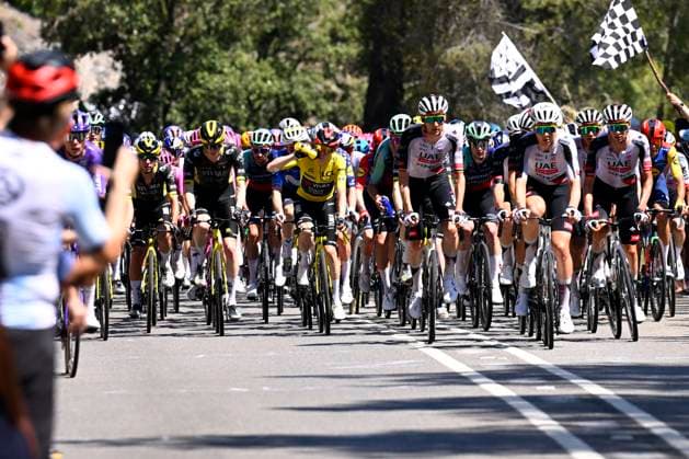 Tour de France 2026 Stage 2 BARCELONA, SPAIN - JULY 05 : Vingegaard Jonas (DEN) of Team Visma Lease a Bike in action during stage 2 of the 113rd edition of Tour de France an UCI World Tour 2.UWT cycling road race stage for Men Elite of 182 km with start in Tarragona and finish in Barcelona on July 5, 2026 in Barcelona, Spain, 05 07 2026 ( Motordriver Kurt Vandenborre - Barcelona Spain  Copyright: xTomasxSiskx