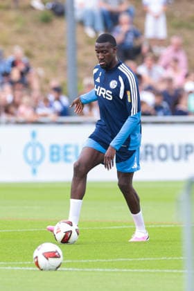 05.07.2026, Fussball, Trainingsauftakt des FC Schalke 04. Bryan Lasme (FC Schalke 04). Gelsenkirchen Trainingsgelände FC Schalke 04 NRW Deutschland xRHR-FOTO YYx *** July 5, 2026, Soccer, FC Schalke 04 s first training session of the season Bryan Lasme FC Schalke 04 Gelsenkirchen FC Schalke 04 training facility NRW Germany xRHR PHOTO YYx Copyright: RHR-FOTOx RHR-FOTO YY