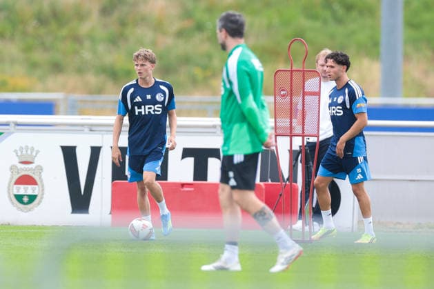 05.07.2026, Fussball, Trainingsauftakt des FC Schalke 04. Luca Vozar (FC Schalke 04). Gelsenkirchen Trainingsgelände FC Schalke 04 NRW Deutschland xRHR-FOTO YYx *** July 5, 2026, Soccer, FC Schalke 04 s first training session of the season Luca Vozar FC Schalke 04 Gelsenkirchen FC Schalke 04 training facility North Rhine-Westphalia, Germany xRHR PHOTO YYx Copyright: RHR-FOTOx RHR-FOTO YY