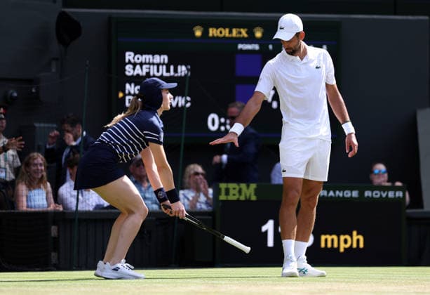 Novak Djokovic reacts during his fourth round match Wimbledon Tennis Championships, Day 7, The All England Lawn Tennis and Croquet Club, London, UK - 05 Jul 2026London The All England Lawn Tennis and United Kingdom  Copyright: xKieranxMcManus Shutterstockx 16976813dm
