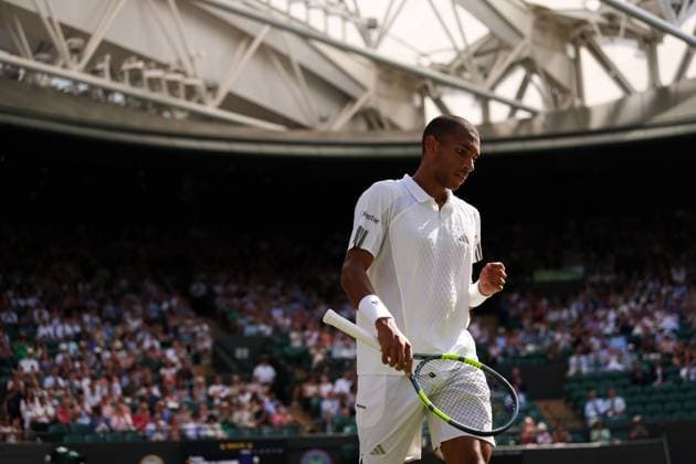 Felix Auger-Aliassime during his Round of 16 match Wimbledon Tennis Championships, Day 7, The All England Lawn Tennis and Croquet Club, London, UK - 05 Jul 2026London The All England Lawn Tennis and United Kingdom  Copyright: xEllaxLing Shutterstockx 16976808ao