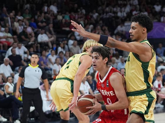 Turkiye v Australia - FIBA U17, U 17 Basketball World Cup ISTANBUL, TURKIYE - JULY 5: Omer Kutluay (10) of Turkiye in action against Antonio Browne (9) of Australia during the FIBA Under-17 Basketball World Cup third-place game between Turkiye and Australia at the Basketball Development Center in Istanbul, Turkiye, on July 5, 2026. Esra Bilgin Anadolu Istanbul Turkey. Editorial use only. Please get in touch for any other usage.  Copyright: x2026xAnadoluxEsraxBilginx