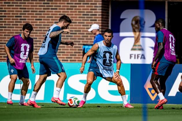 DALLAS - Cristiano Ronaldo of Portugal during the 2026 World Cup, Portugal training at Washburne Soccer and Track Stadium on July 5, 2026 in Dallas, United States. (Photo by Stefan Koops EYE4IMAGES DeFodi Images) - *** DALLAS: Cristiano Ronaldo of Portugal during the 2026 World Cup; Portugal training at Washburne Soccer and Track Stadium on July 5, 2026, in Dallas, United States. Photo by Stefan Koops, EYE4IMAGES, DeFodi Images