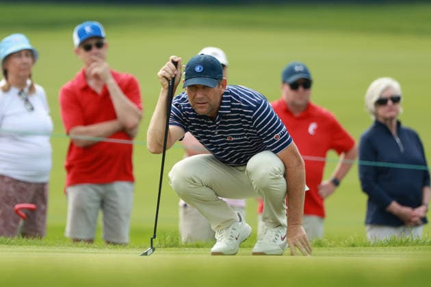 U.S. Senior Open Championship 2026 COLUMBUS, OHIO - JULY 5: George McNeill of the United States lines up his putt on the 6th green during the final round of the U.S. Senior Open Championship 2026 at Scioto Country Club in Columbus, Ohio, USA Sunday, July 5, 2026. Columbus Ohio United States  Copyright: xJorgexLemusx originalFilename:lemus-ussenior260705_npmTi.jpg