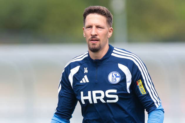 05.07.2026, Fussball, Trainingsauftakt des FC Schalke 04. Janik Bachmann (FC Schalke 04). Gelsenkirchen Trainingsgelände FC Schalke 04 NRW Deutschland xRHR-FOTO YYx *** July 5, 2026, Soccer, FC Schalke 04 s first training session of the season Janik Bachmann FC Schalke 04 Gelsenkirchen FC Schalke 04 training facility NRW Germany xRHR PHOTO YYx Copyright: RHR-FOTOx RHR-FOTO YY