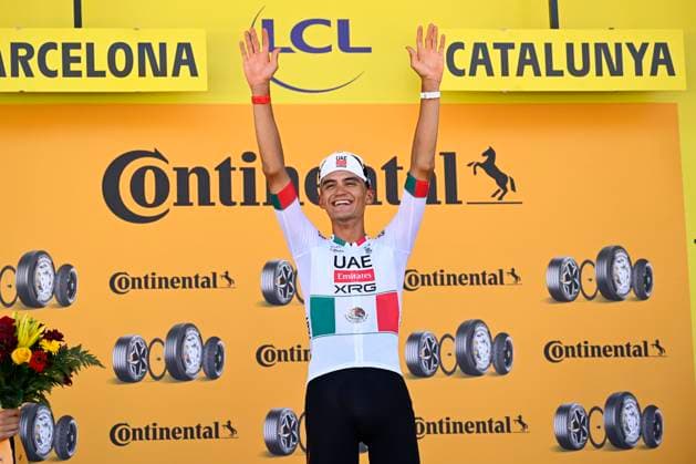 Tour de France 2026 Stage 2 BARCELONA, SPAIN - JULY 05 : Del Toro Isaac (MEX) of UAE Team Emirates XRG on the podium during stage 2 of the 113rd edition of Tour de France an UCI World Tour 2.UWT cycling road race stage for Men Elite of 182 km with start in Tarragona and finish in Barcelona on July 5, 2026 in Barcelona, Spain, 05 07 2026 Barcelona Spain  Copyright: xTomasxSiskx