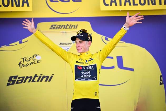 Tour de France 2026 Stage 2 BARCELONA, SPAIN - JULY 05 : Vingegaard Jonas (DEN) of Team Visma Lease a Bike on the podium during stage 2 of the 113rd edition of Tour de France an UCI World Tour 2.UWT cycling road race stage for Men Elite of 182 km with start in Tarragona and finish in Barcelona on July 5, 2026 in Barcelona, Spain, 05 07 2026 Barcelona Spain  Copyright: xTomasxSiskx
