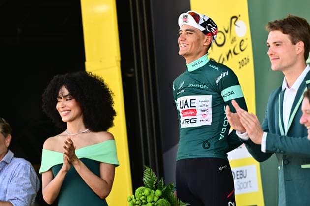 Tour de France 2026 Stage 2 BARCELONA, SPAIN - JULY 05 : Del Toro Isaac (MEX) of UAE Team Emirates XRG on the podium wearing the green jersey during stage 2 of the 113rd edition of Tour de France an UCI World Tour 2.UWT cycling road race stage for Men Elite of 182 km with start in Tarragona and finish in Barcelona on July 5, 2026 in Barcelona, Spain, 05 07 2026 ( Motordriver Kurt Vandenborre - Barcelona Spain  Copyright: xPeterxDexVoechtx