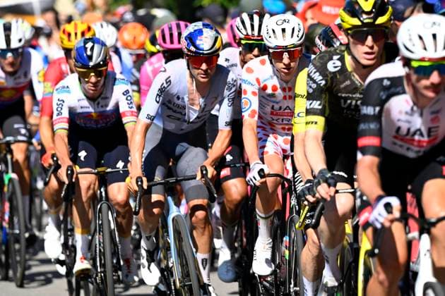 Tour de France 2026 Stage 2 BARCELONA, SPAIN - JULY 05 : Pogacar Tadej (SLO) of UAE Team Emirates XRG in the escape pack during stage 2 of the 113rd edition of Tour de France an UCI World Tour 2.UWT cycling road race stage for Men Elite of 182 km with start in Tarragona and finish in Barcelona on July 5, 2026 in Barcelona, Spain, 05 07 2026 ( Motordriver Kurt Vandenborre - Barcelona Spain  Copyright: xTomasxSiskx