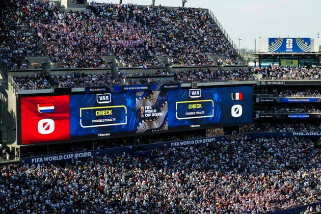 Paraguay v France - FIFA World Cup, WM, Weltmeisterschaft, Fussball 2026 A giant screen displays the words VAR check possible penalty during the FIFA World Cup 2026 round of 16 football match between Paraguay and France. France won 1-0 over Paraguay. Philadelphia United States Copyright: xNicolòxCampox