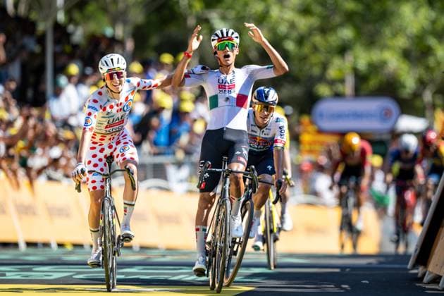 Mexican Isaac Del Toro of UAE Team Emirates XRG celebrates as he crosses the finish line to win the second stage of the 2026 Tour de France cycling race, a stage of 182km from Tarragona to Barcelona, Sunday 05 July 2026. The 113th edition of the Tour de France starts on Saturday 4 July in Barcelona, Spain, and will finish in Paris, France on the 26th of July. DAVIDxPINTENS  x180443980x