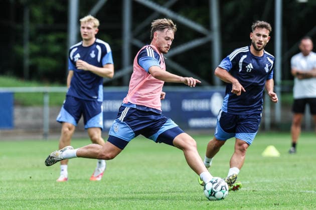 Fussball, 3.Liga Saison 2026 2027 Trainingslager MSV Duisburg Training 05.07.2026, Stadion de Wageningse Berg Aljaz Casar (MSV Duisburg, 8) Wageningen Stadion de Wageningse Berg Niederlande *** Sports, Soccer, 3rd Division, 2026–2027 Season, Training Camp, MSV Duisburg, Practice, July 5, 2026, De Wageningse Berg Stadium, Aljaz Casar, MSV Duisburg, 8 Wageningen, De Wageningse Berg Stadium, Netherlands
