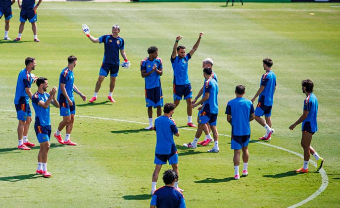 Spain national team, Nationalteam World Cup 05 07 2026 The group during the Spanish national team s training session at Cotton Bowl in Dallas, United States of America on July 05, 2026. Photo (PGS Photo Agency) Chattanooga usa Copyright: xPGSxPhotoxAgencyx