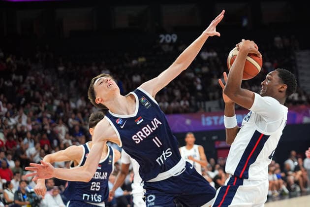 United States v Serbia - FIBA U17, U 17 Basketball World Cup ISTANBUL, TURKIYE - JULY 5: Jordan Page (R) of US in action against Matija Lukic (11) of Serbia during the FIBA Under-17 Basketball World Cup final game between US and Serbia at the Basketball Development Center in Istanbul, Turkiye, on July 5, 2026. Esra Bilgin Anadolu Istanbul Turkey. Editorial use only. Please get in touch for any other usage.  Copyright: x2026xAnadoluxEsraxBilginx
