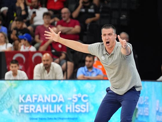 United States v Serbia - FIBA U17, U 17 Basketball World Cup ISTANBUL, TURKIYE - JULY 5: Head coach of Serbia Stevan Mijovic reacts during the FIBA Under-17 Basketball World Cup final game between US and Serbia at the Basketball Development Center in Istanbul, Turkiye, on July 5, 2026. Esra Bilgin Anadolu Istanbul Turkey. Editorial use only. Please get in touch for any other usage.  Copyright: x2026xAnadoluxEsraxBilginx