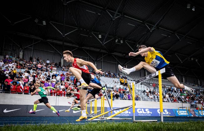 Deutsche Meisterschaften U23 U18; Bochum-Wattenscheid, 05.07.2026 Impression: Dramatik im 110m-Hürden-Finale der Männlichen Jugend U18, im Vordergrund über der Hürde ist Jonas Helbig (LG Mittweida) zu sehen; Deutsche Meisterschaften U23 U18 am 05.07.2026 im Lohrheidestadion in Bochum-Wattenscheid (Nordrhein-Westfalen). *** German U23 and U18 Championships, Bochum-Wattenscheid, July 5, 2026: A dramatic moment in the U18 boys’ 110-meter hurdles final; Jonas Helbig of LG Mittweida can be seen in the foreground clearing the hurdle. German U23 and U18 Championships on July 5, 2026, at the Lohrheidestadion in Bochum-Wattenscheid, North Rhine-Westphalia Copyright: xBEAUTIFULxSPORTS R.xSchmittx