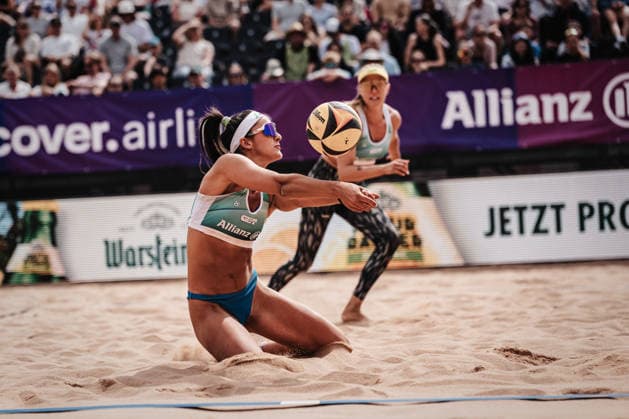 Beachvolleyball Frauen Allianz German Beach Tour 2026 Tourstop München 05.07.2026 Sophia Neuß bei der Annahme München Zentraler Hochschulsport: Beach- Bayern Deutschland *** Women s Beach Volleyball: Allianz German Beach Tour 2026, Munich Stop, July 5, 2026; Sophia Neuß receiving the ball; Munich Central University Sports; Beach; Bavaria; Germany