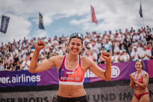 Beachvolleyball Frauen Allianz German Beach Tour 2026 Tourstop München 05.07.2026 Janne Uhl jubelt nach dem Sieg München Zentraler Hochschulsport: Beach- Bayern Deutschland *** Women s Beach Volleyball: Allianz German Beach Tour 2026, Munich Stop, July 5, 2026. Janne Uhl celebrates after the victory. Munich, Central University Sports, Beach, Bavaria, Germany