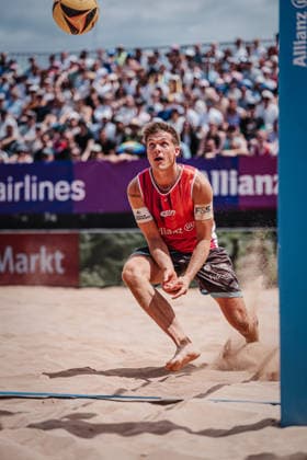 Beachvolleyball Männer Allianz German Beach Tour 2026 Tourstop München 05.07.2026 Luis Kubo München Zentraler Hochschulsport: Beach- Bayern Deutschland *** Men s Beach Volleyball: Allianz German Beach Tour 2026, Munich Stop, July 5, 2026; Luis Kubo; Munich Central University Sports; Beach Bayern; Germany