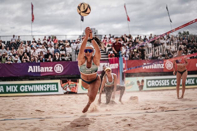 Beachvolleyball Frauen Allianz German Beach Tour 2026 Tourstop München 05.07.2026 Sophia Neuß springt zum ball München Zentraler Hochschulsport: Beach- Bayern Deutschland *** Women s Beach Volleyball: Allianz German Beach Tour 2026, Munich Stop, July 5, 2026; Sophia Neuß jumps for the ball; Munich Central University Sports; Beach; Bavaria; Germany