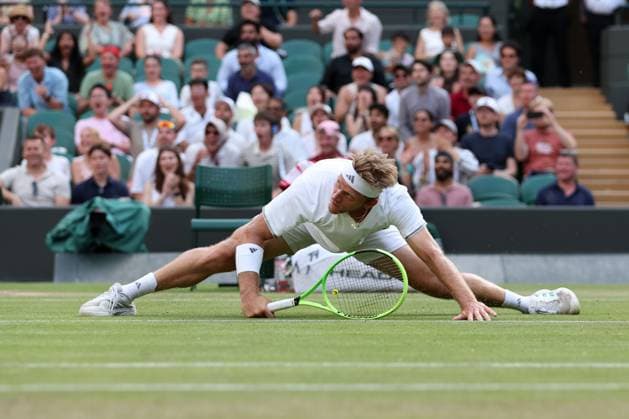 Alejandro Davidovich Fokina during his fourth round match Wimbledon Tennis Championships, Day 7, The All England Lawn Tennis and Croquet Club, London, UK - 05 Jul 2026London The All England Lawn Tennis and United Kingdom  Copyright: xKieranxMcManus Shutterstockx 16976813fa