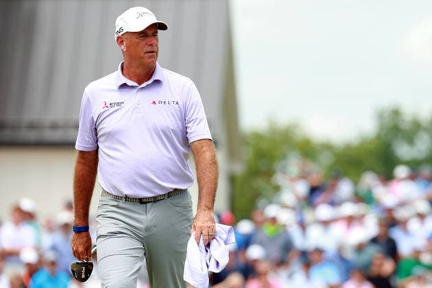 U.S. Senior Open Championship COLUMBUS, OHIO - JULY 5: Stewart Cink of Georgia walks on the 18th green during the final round of the 46th U.S. Senior Open Championship 2026 at Scioto Country Club in Columbus, Ohio, USA, July 5, 2026. Columbus Ohio United States  Copyright: xAmyxLemusx originalFilename:lemus-ussenior260705_npGaU.jpg